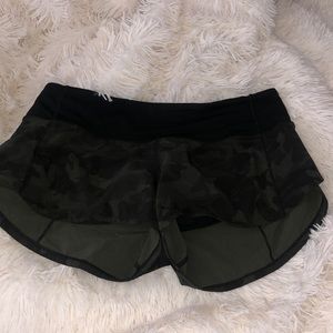 Lululemon speed up short